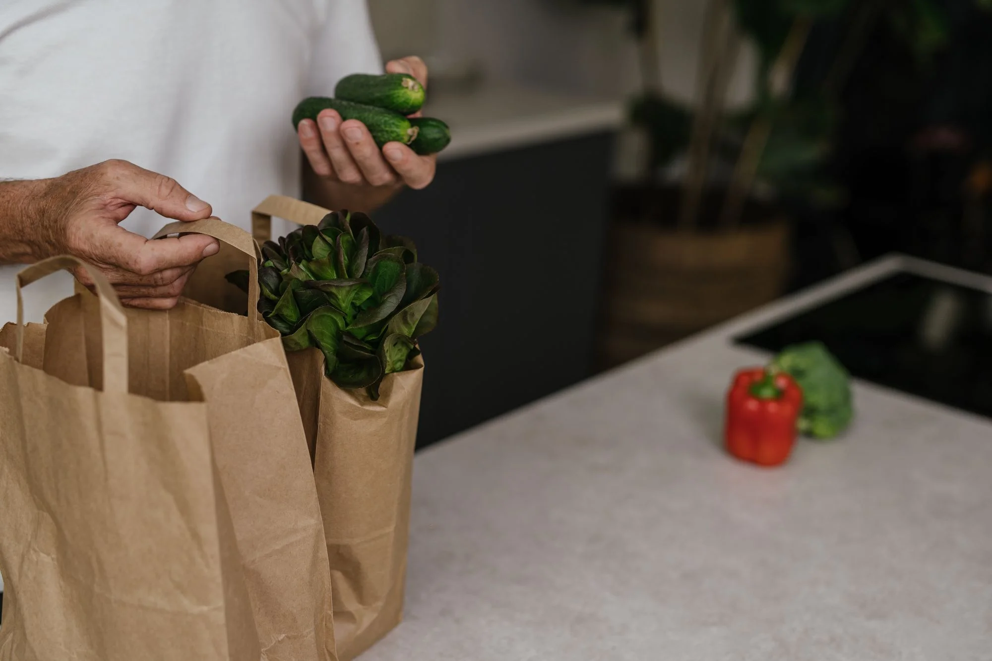 Airbnb Instacart Groceries: The $25 Kitchen Stocking Math