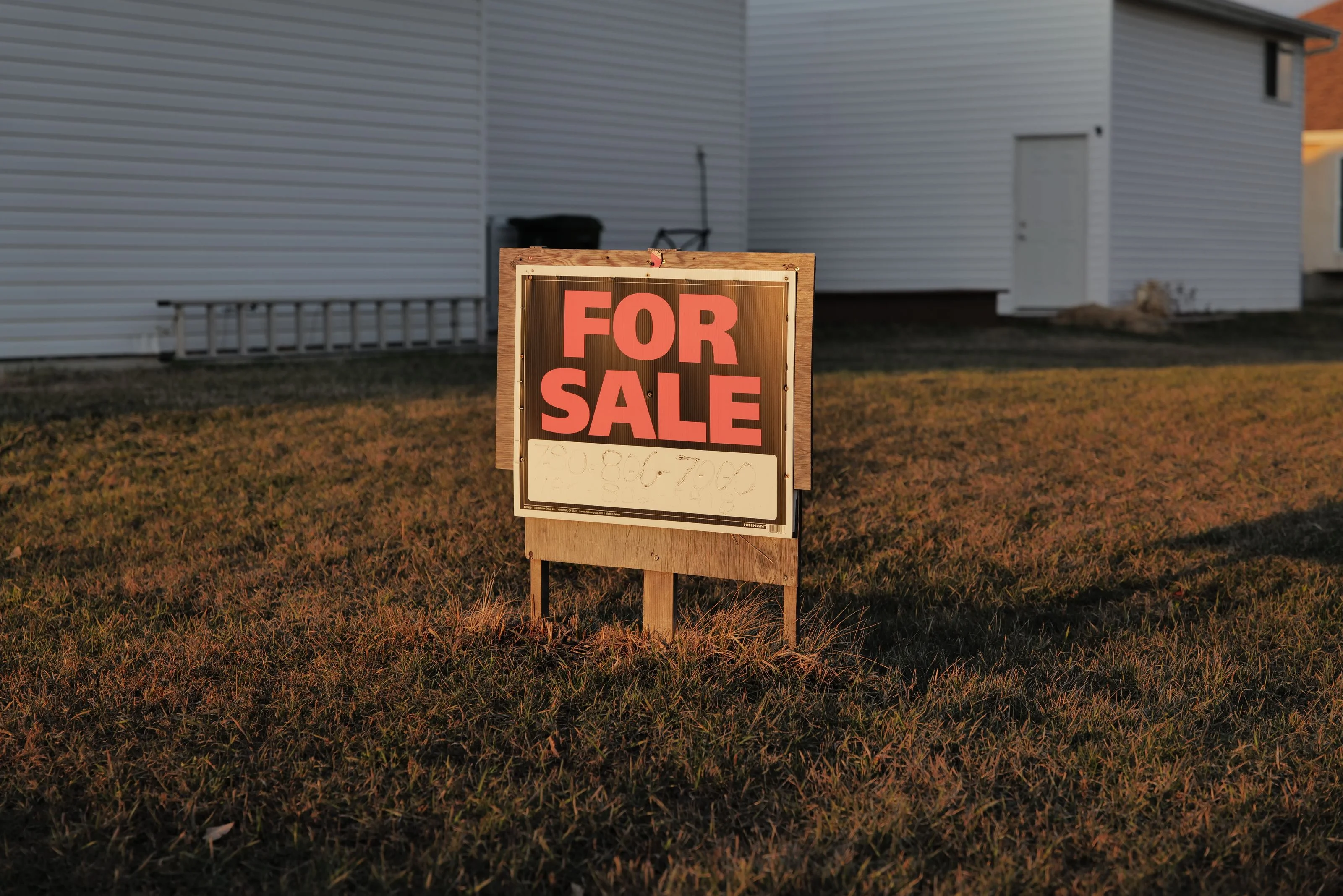 Does a Short Term Rental Permit Transfer to a New Owner?