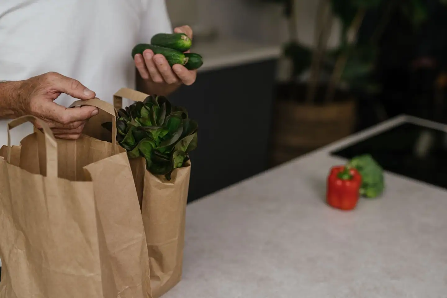 Airbnb Instacart Groceries: The $25 Kitchen Stocking Math
