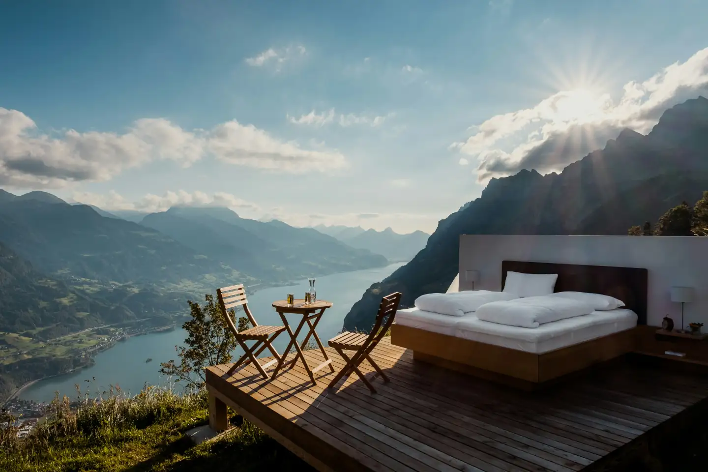 Cheaper Alternatives to Airbnb (2026): Where the Savings Actually Come From
